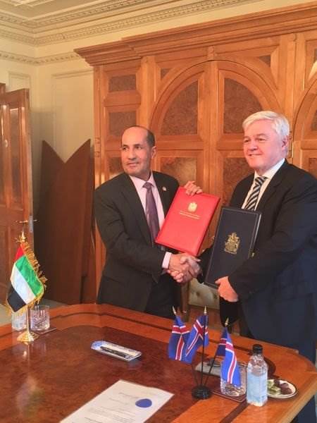 A Tax Information Exchange Agreement, TIEA, between Iceland and the United Arab Emirates was signed today. - mynd