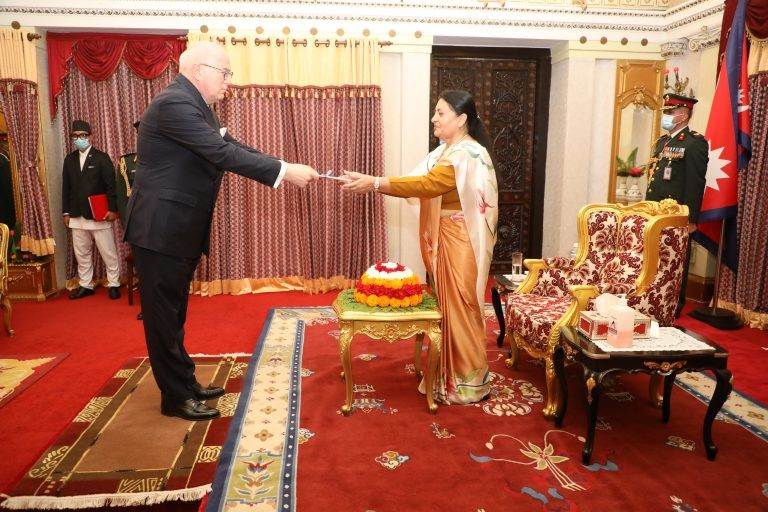 Ambassador Gudni Bragason presents his credentials in Nepal  - mynd
