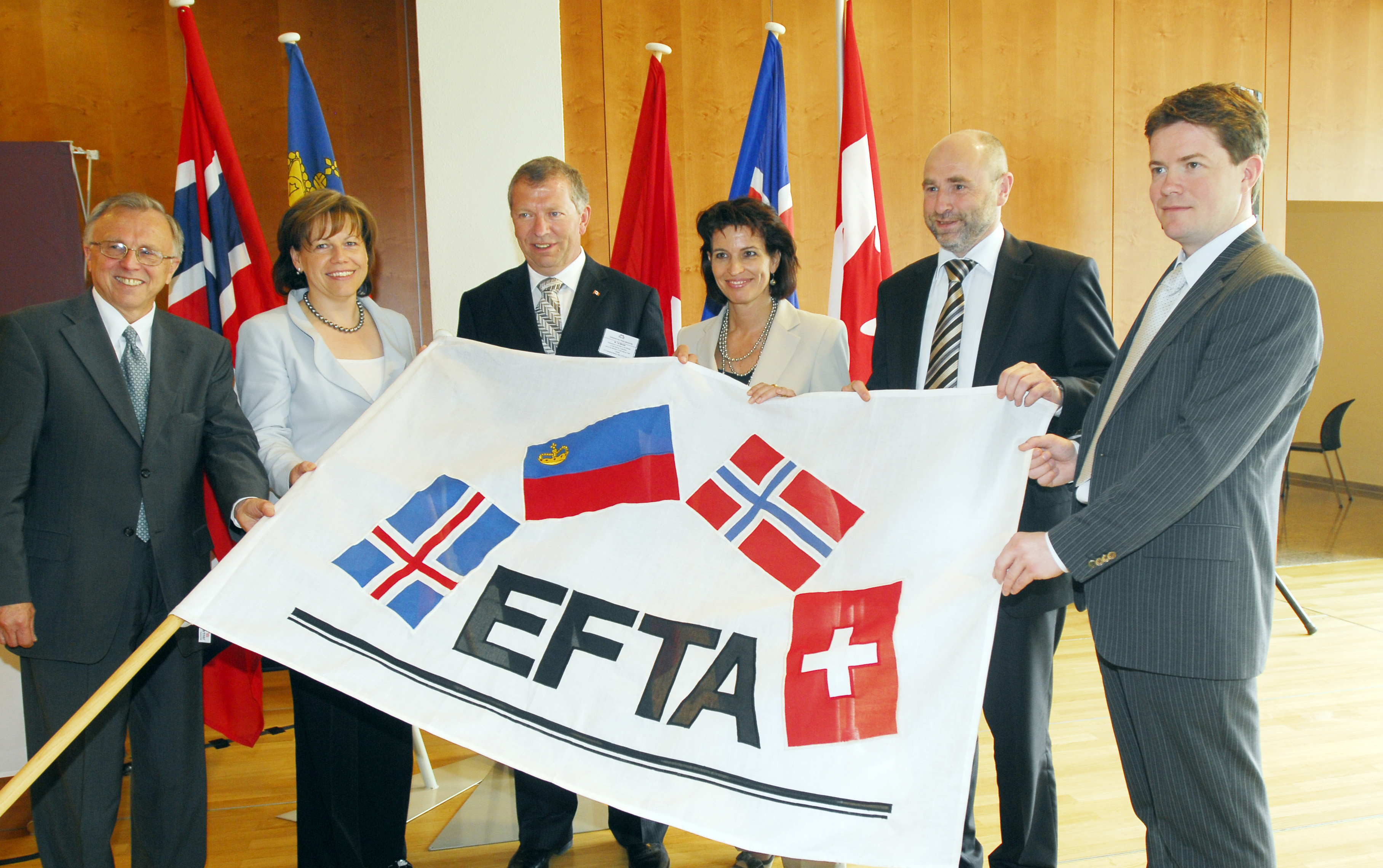EFTA-ráðherrar, aðalframkvæmdastjóri EFTA og aðstoðarviðskiptaráðherra Kanada